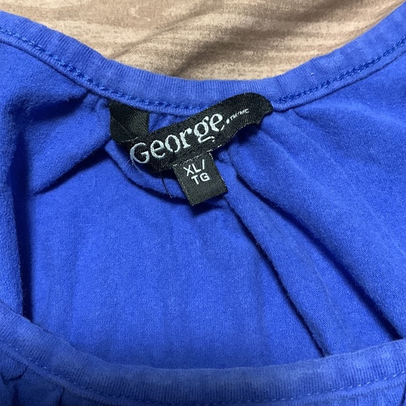 Blue tank top - Picture 3 of 3